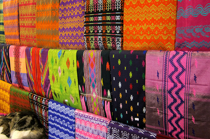 artisanat Mandalay textiles birmans 
